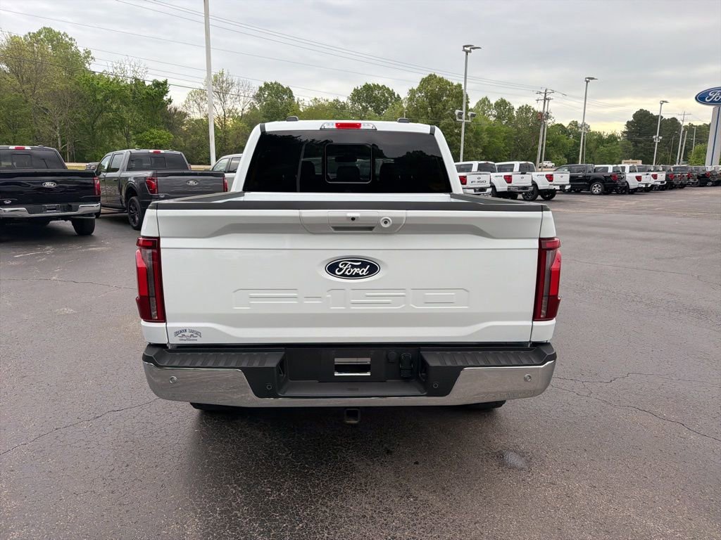 Used 2025 Ford F150 Lariat w/ Equipment Group 501A Mid AWD/4WD image 4