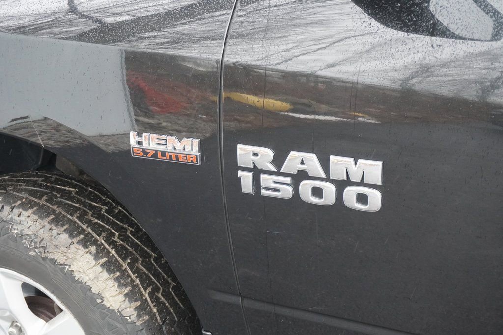 Used 2015 RAM 1500 ST w/ SXT Appearance Group image 7