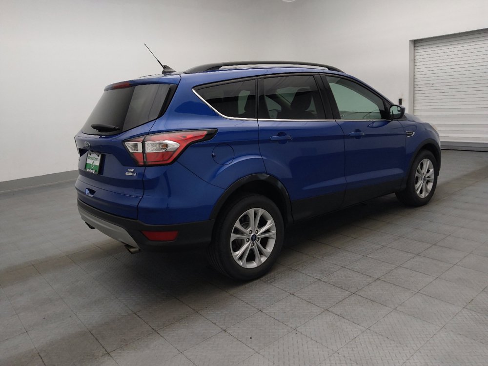 Used 2018 Ford Escape SE w/ SE Sync 3 Package AWD/4WD image 10