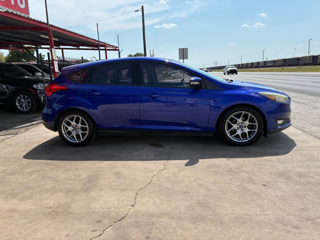 Used 2015 Ford Focus SE w/ Equipment Group 201A FWD image 11