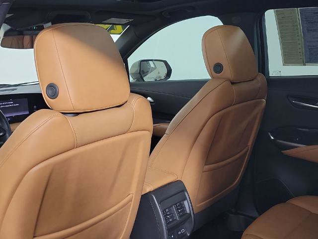 Used 2024 Cadillac XT4 Sport FWD image 14
