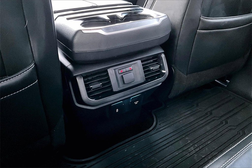 Certified 2022 Ford F150 Lightning Platinum image 34