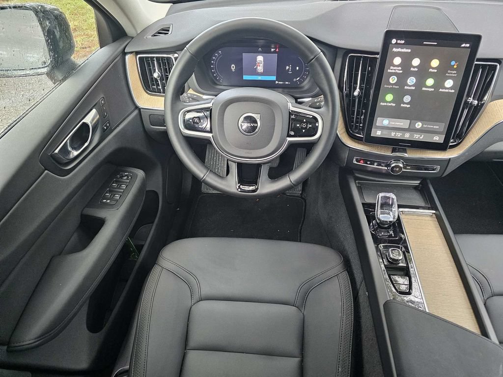 Certified 2026 Volvo XC60 B5 Plus AWD/4WD image 16
