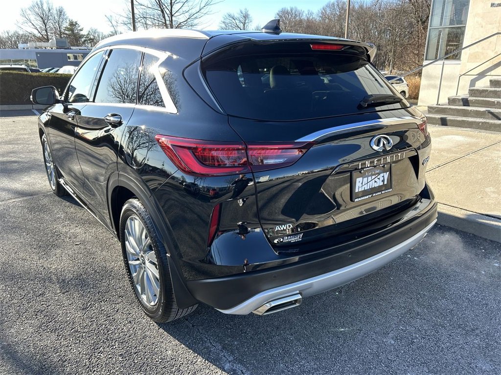 Certified 2024 INFINITI QX50 Luxe image 6