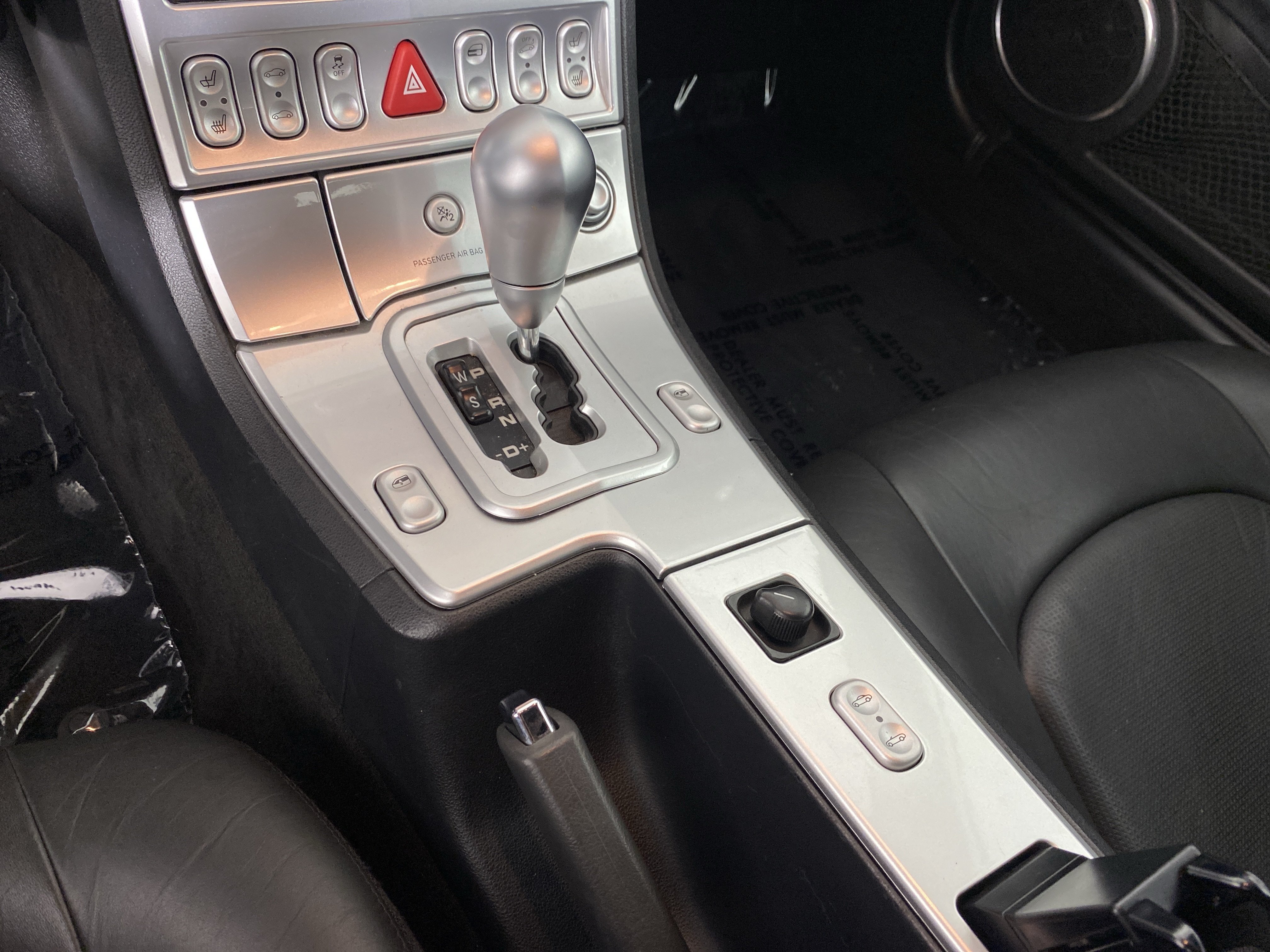 Used 2005 Chrysler Crossfire Limited RWD image 24