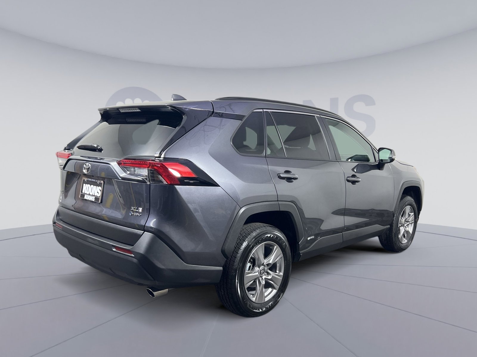 Used 2025 Toyota RAV4 XLE image 7