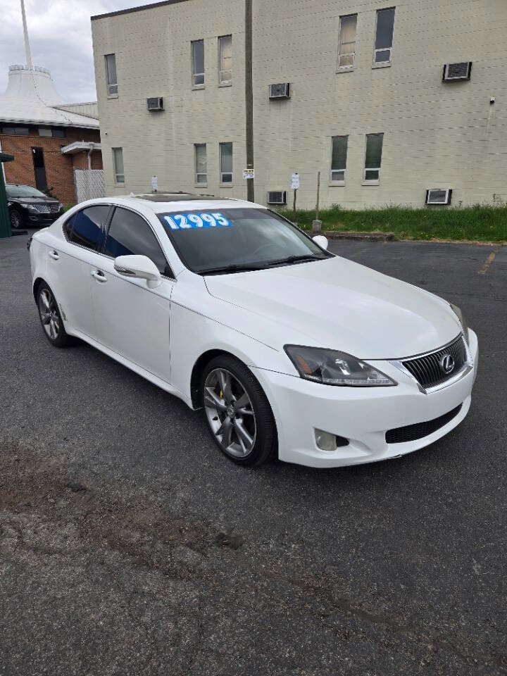 Used 2010 Lexus IS 250 RWD image 1