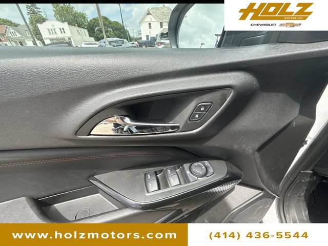 Certified 2025 Chevrolet Trax RS w/ Driver Confidence Package FWD image 22