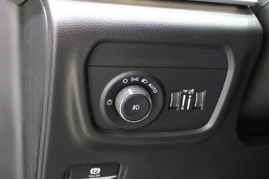 New 2026 Jeep Grand Cherokee Limited AWD/4WD image 24