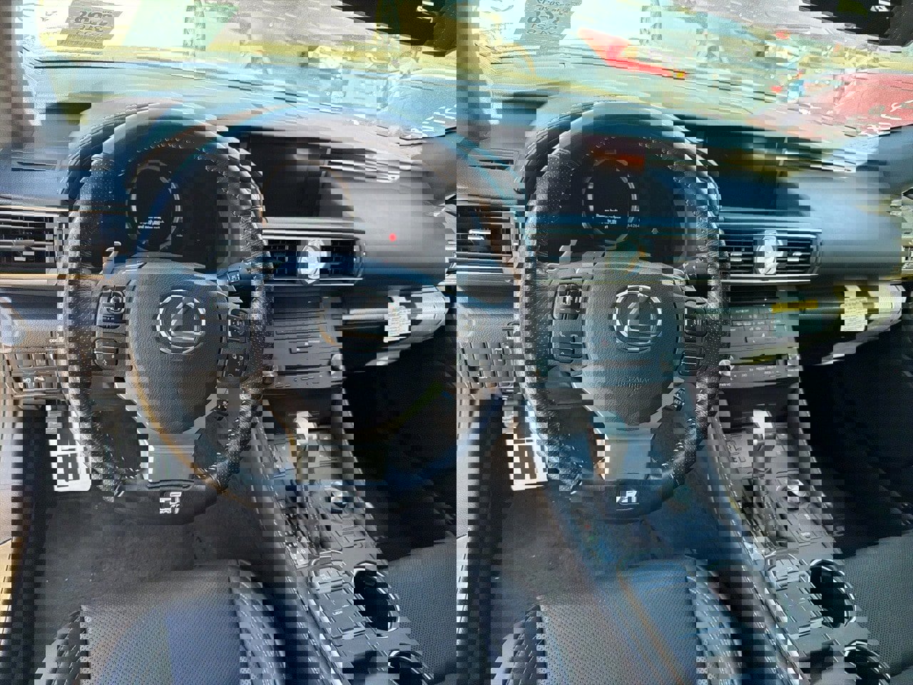 Used 2016 Lexus RC 350 image 11