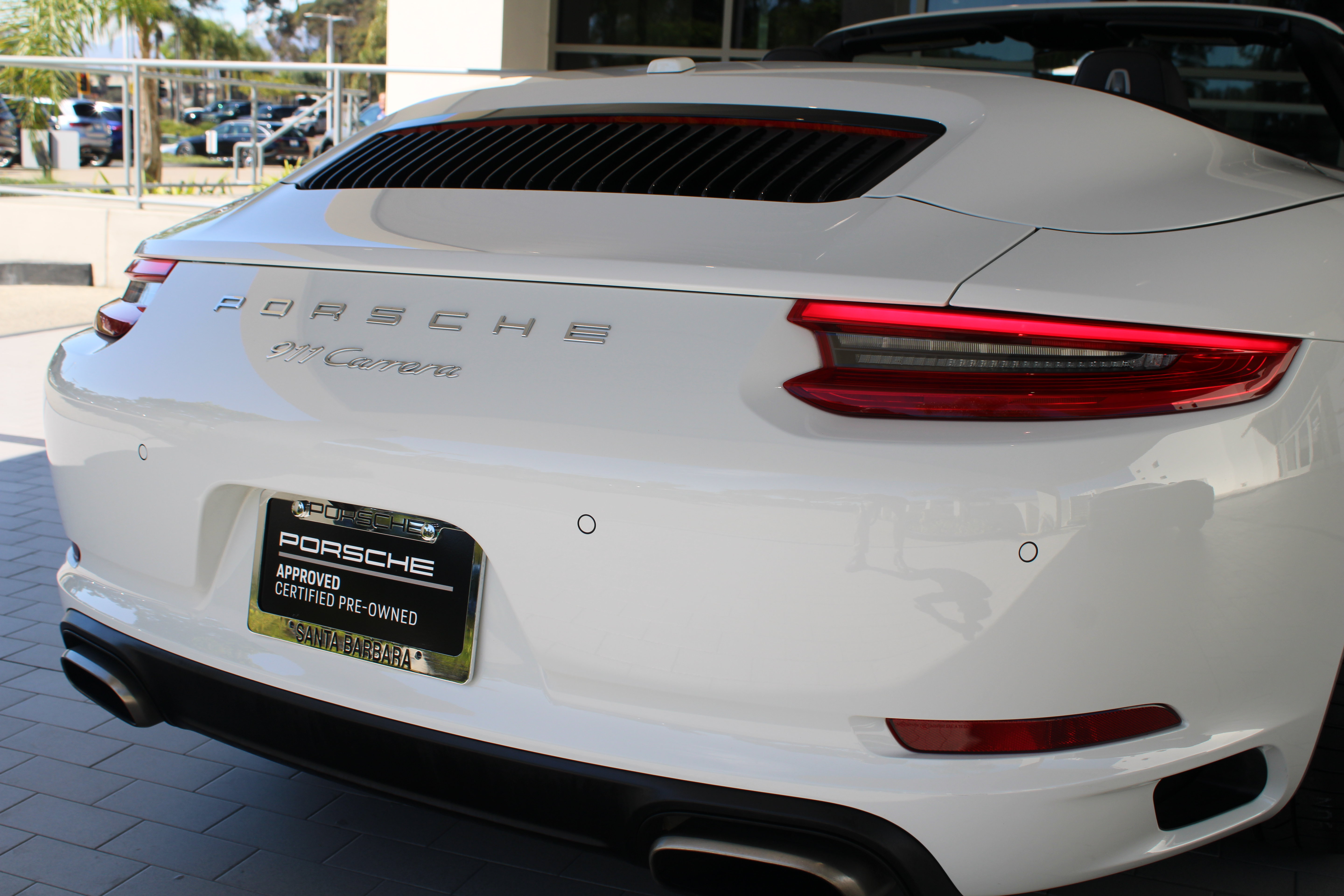 Certified 2018 Porsche 911 Carrera RWD image 15