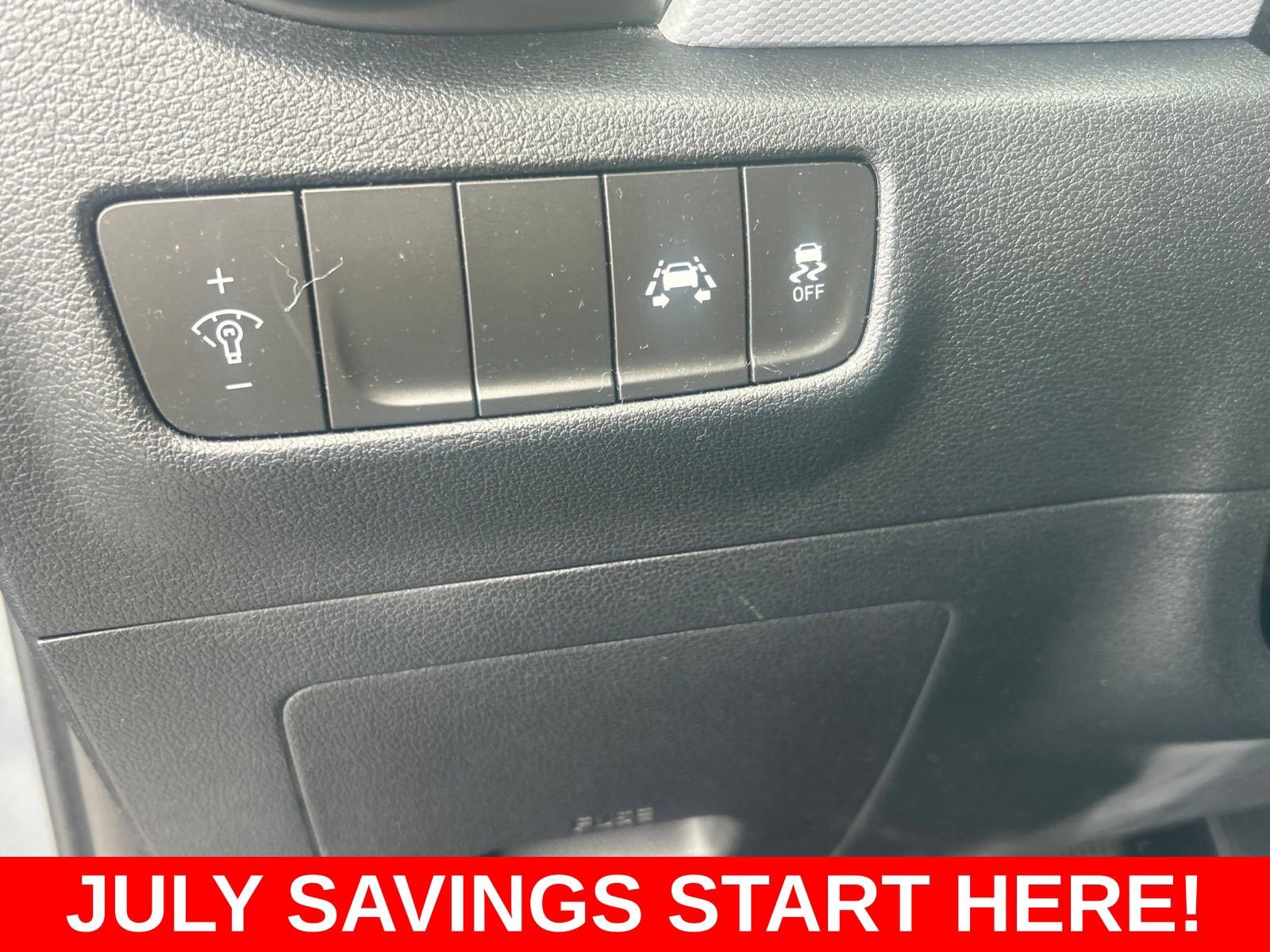 Used 2019 Hyundai Kona SE FWD image 13