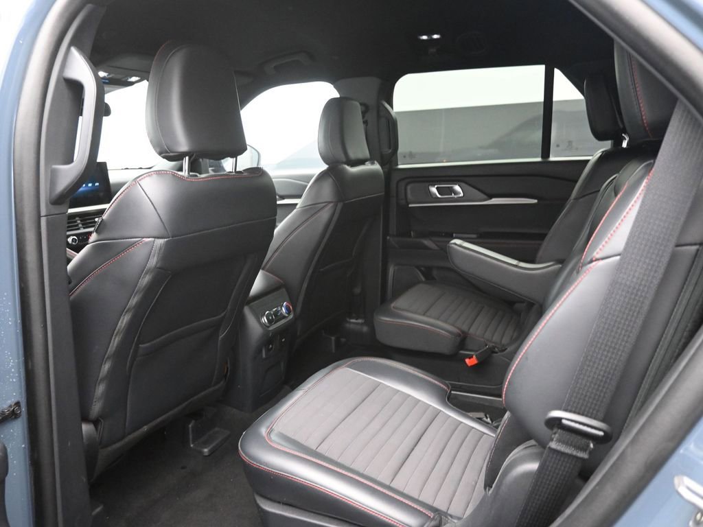 Certified 2025 Ford Explorer ST-Line AWD/4WD image 25