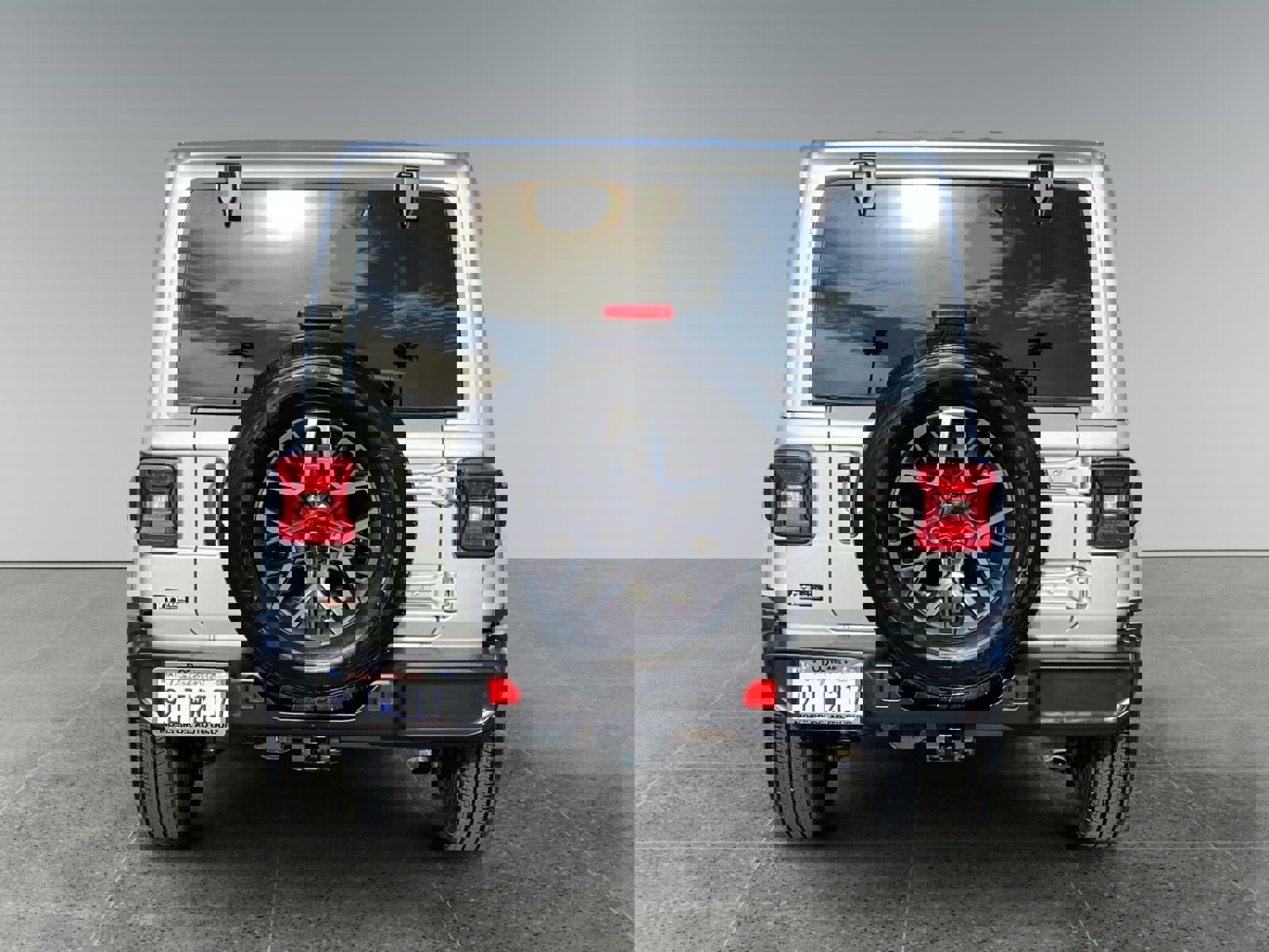 Used 2024 Jeep Wrangler Sahara image 4