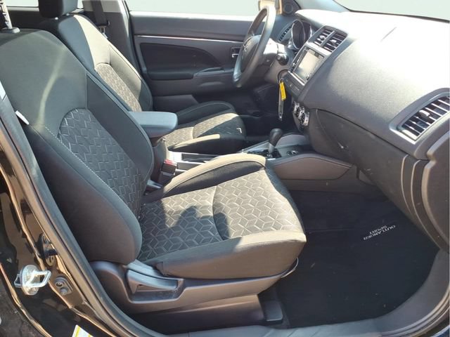 Used 2024 Mitsubishi Outlander Sport ES AWD/4WD image 21