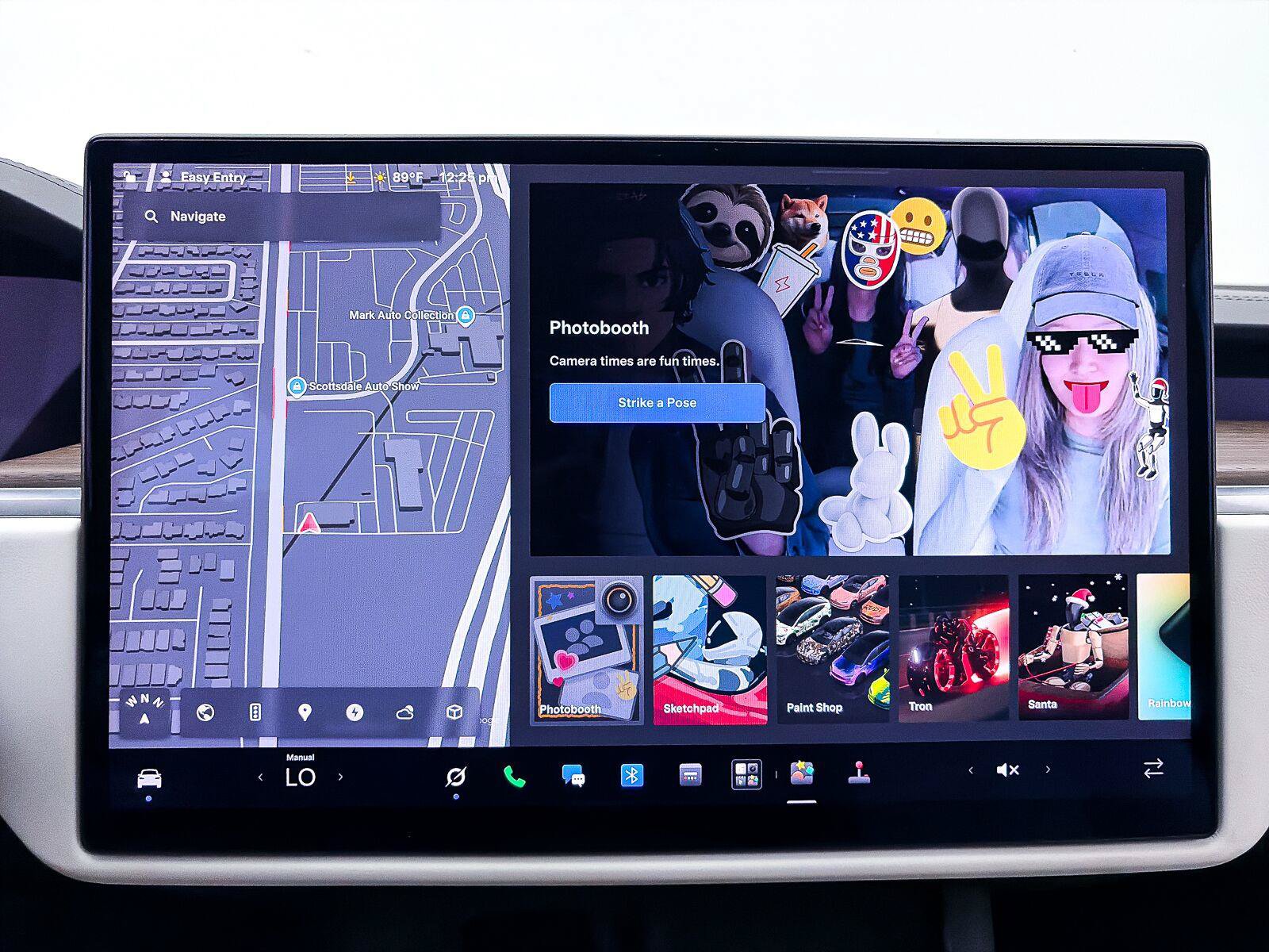 Used 2022 Tesla Model X AWD/4WD image 24