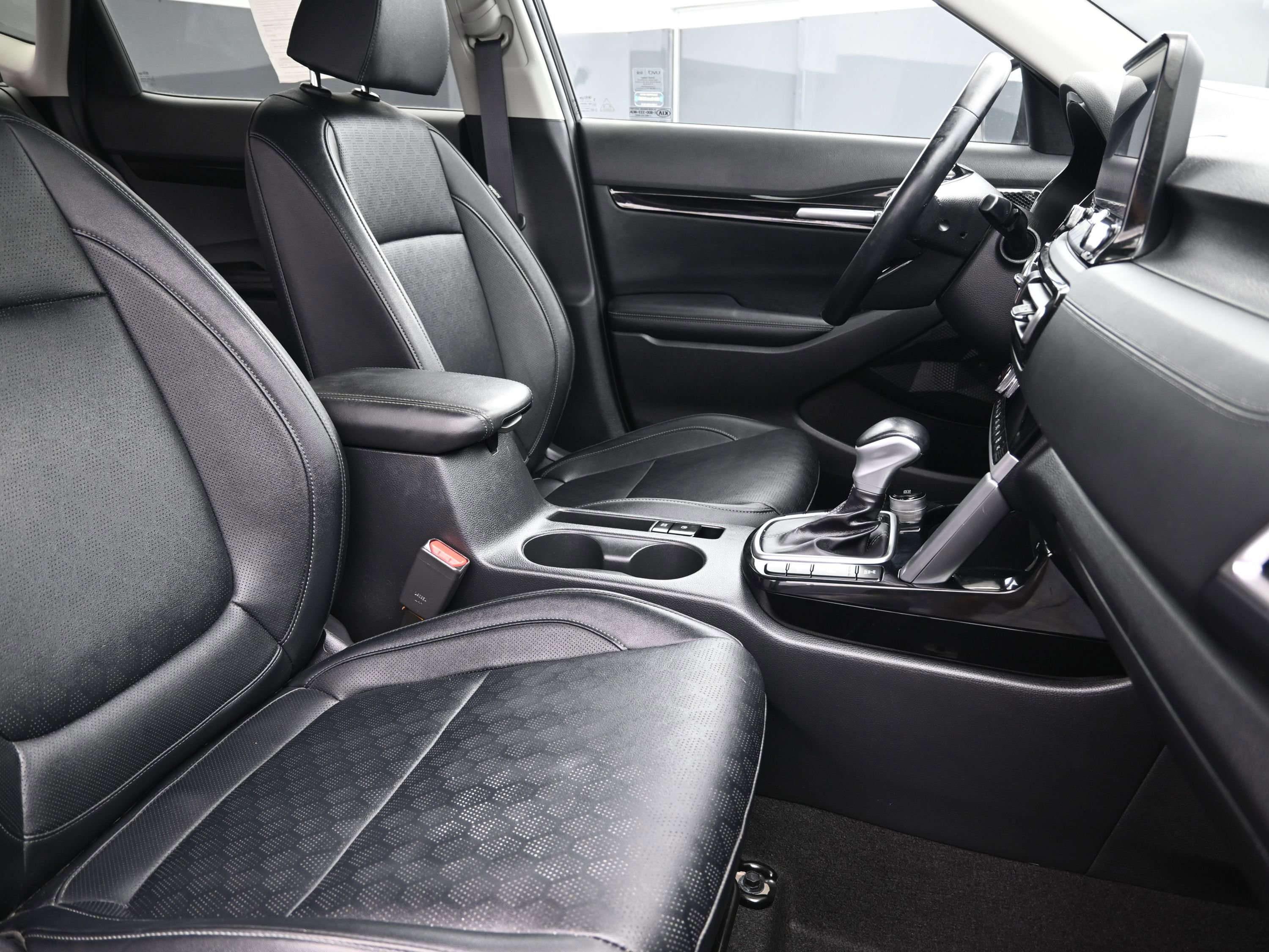 Used 2021 Kia Seltos SX image 27