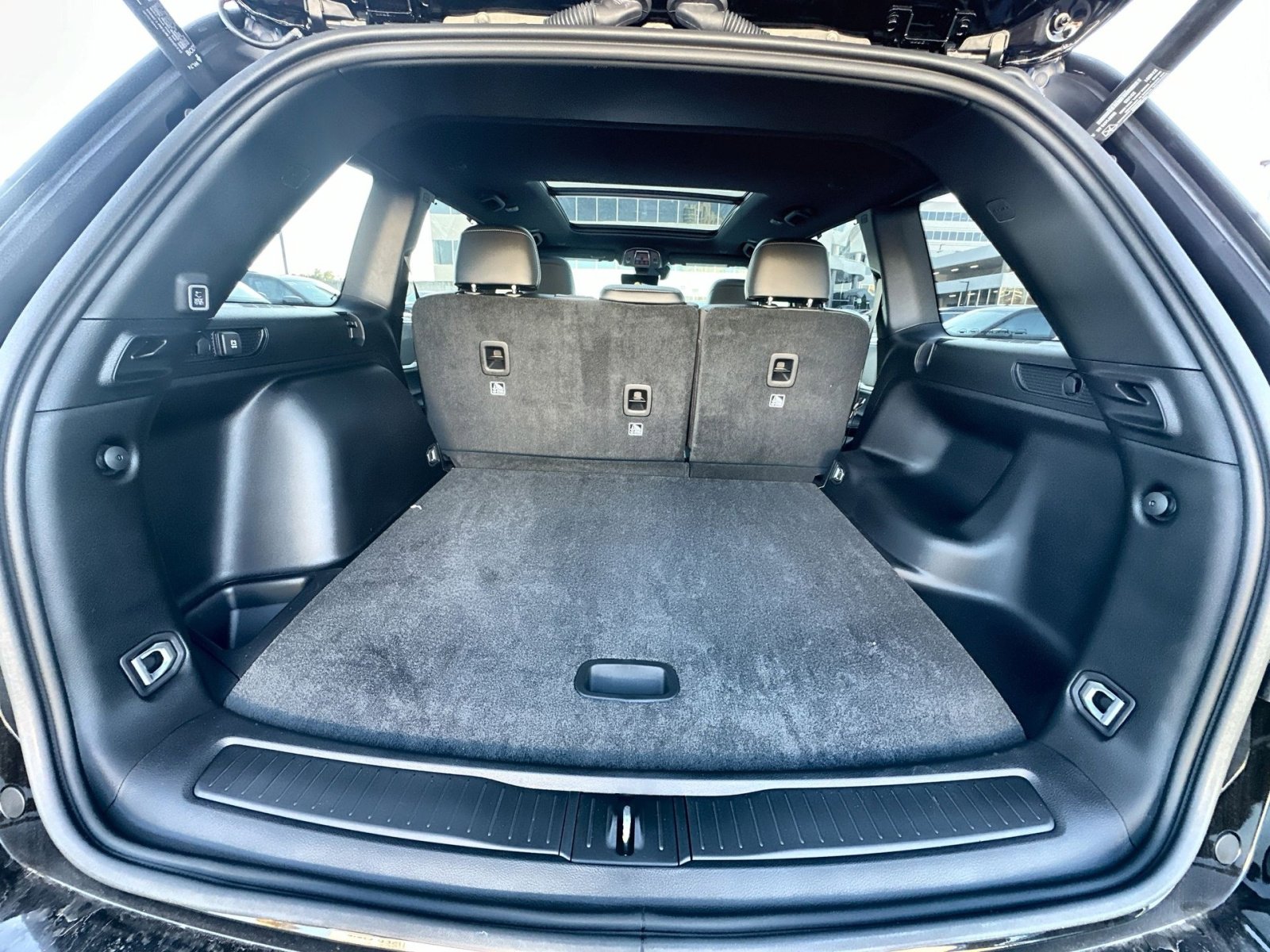 New 2025 Jeep Grand Cherokee Limited w/ Luxury Tech Group II image 26