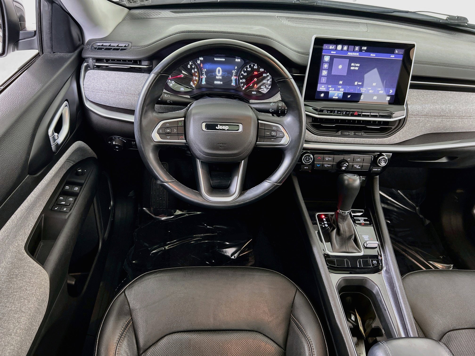 Used 2022 Jeep Compass Latitude w/ Sun and Sound Group AWD/4WD image 22