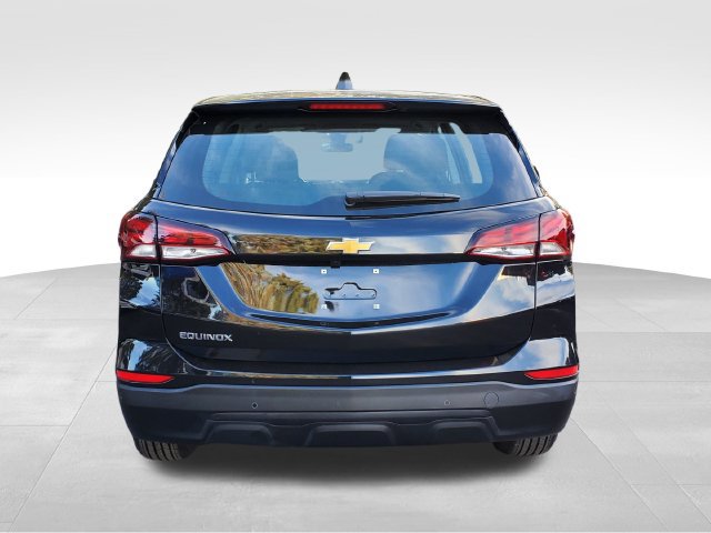 Certified 2024 Chevrolet Equinox LS w/ Driver Confidence II Package FWD image 4