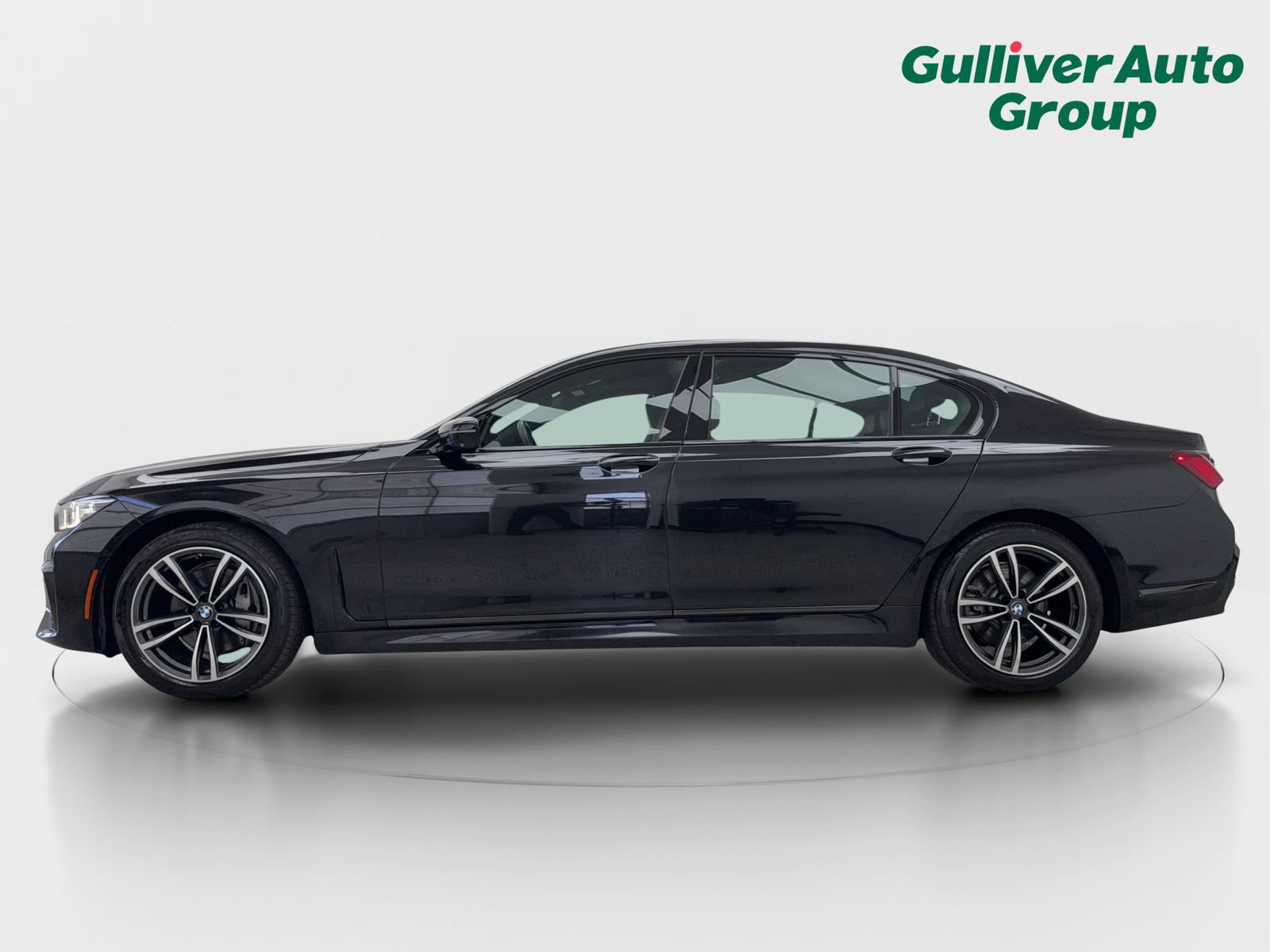 Used 2020 BMW 740i xDrive w/ M Sport Package AWD/4WD image 3