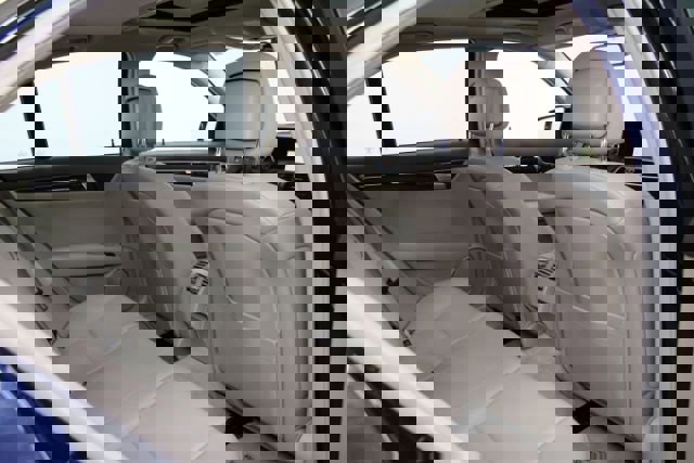 Used 2014 Mercedes-Benz C 300 4MATIC Sedan image 23