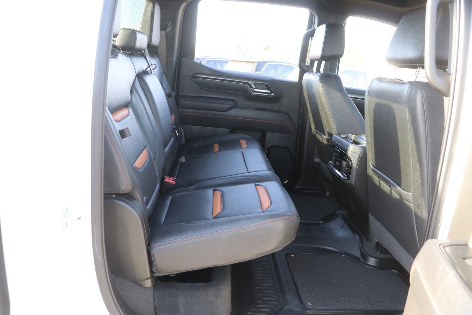 Used 2025 GMC Sierra 1500 AT4 image 31