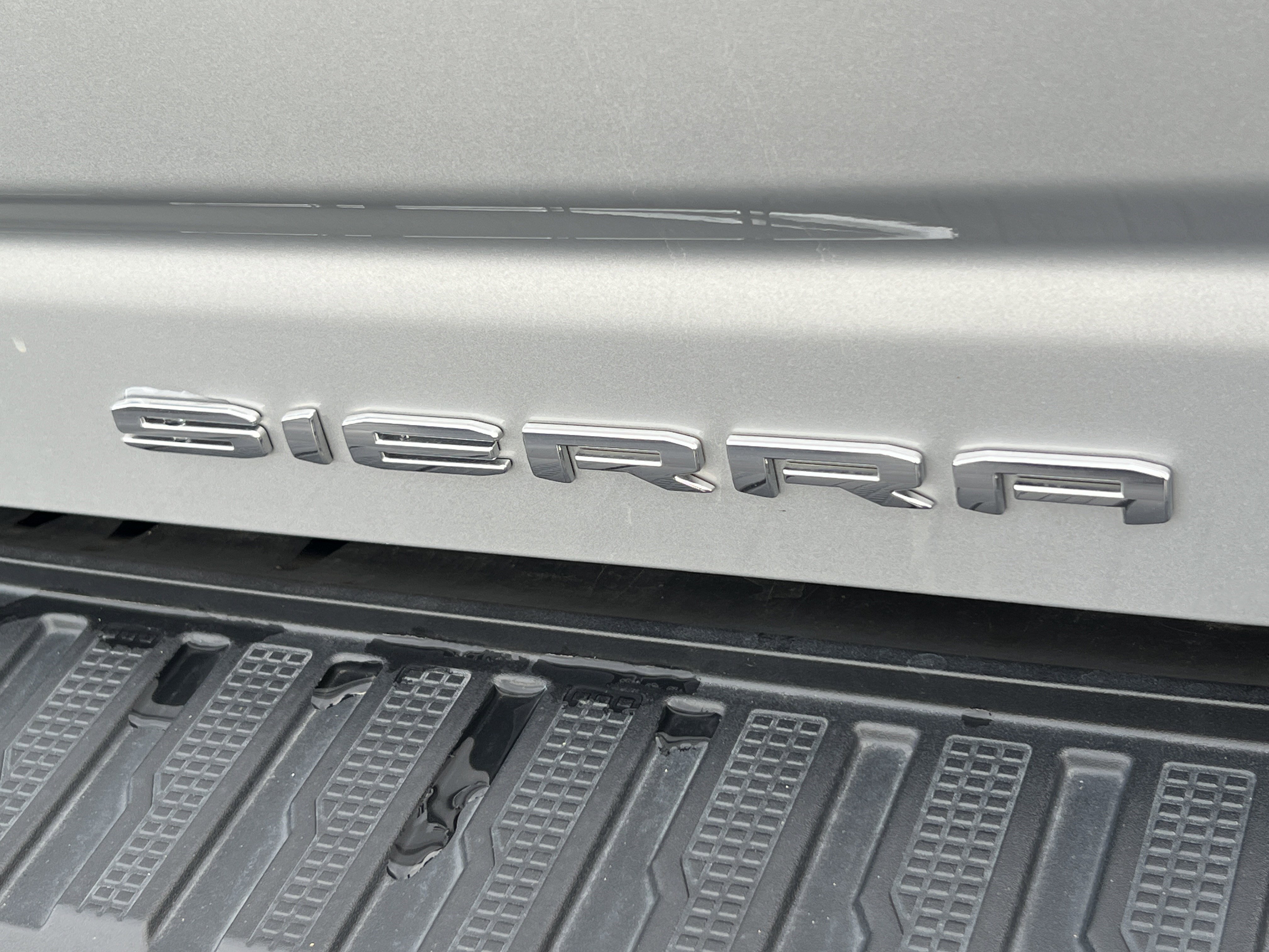 Used 2023 GMC Sierra 3500 Denali w/ Denali Ultimate Package image 9