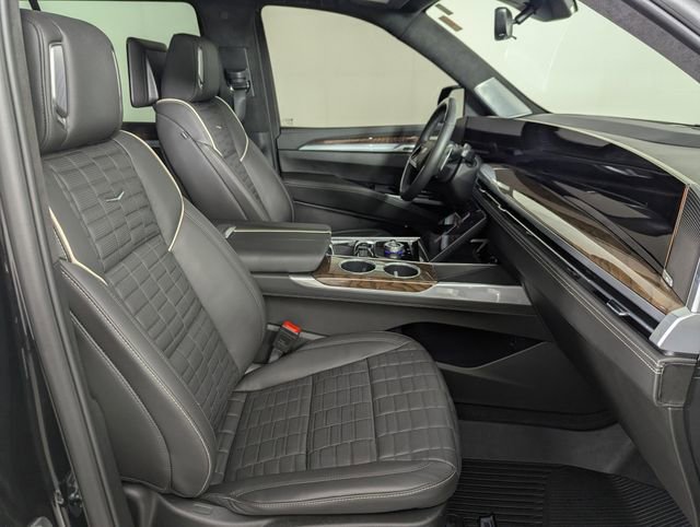 Used 2025 Cadillac Escalade Sport Platinum image 29