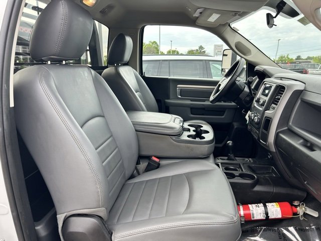 Used 2017 RAM 4500 Tradesman w/ Power Accessory Group image 17