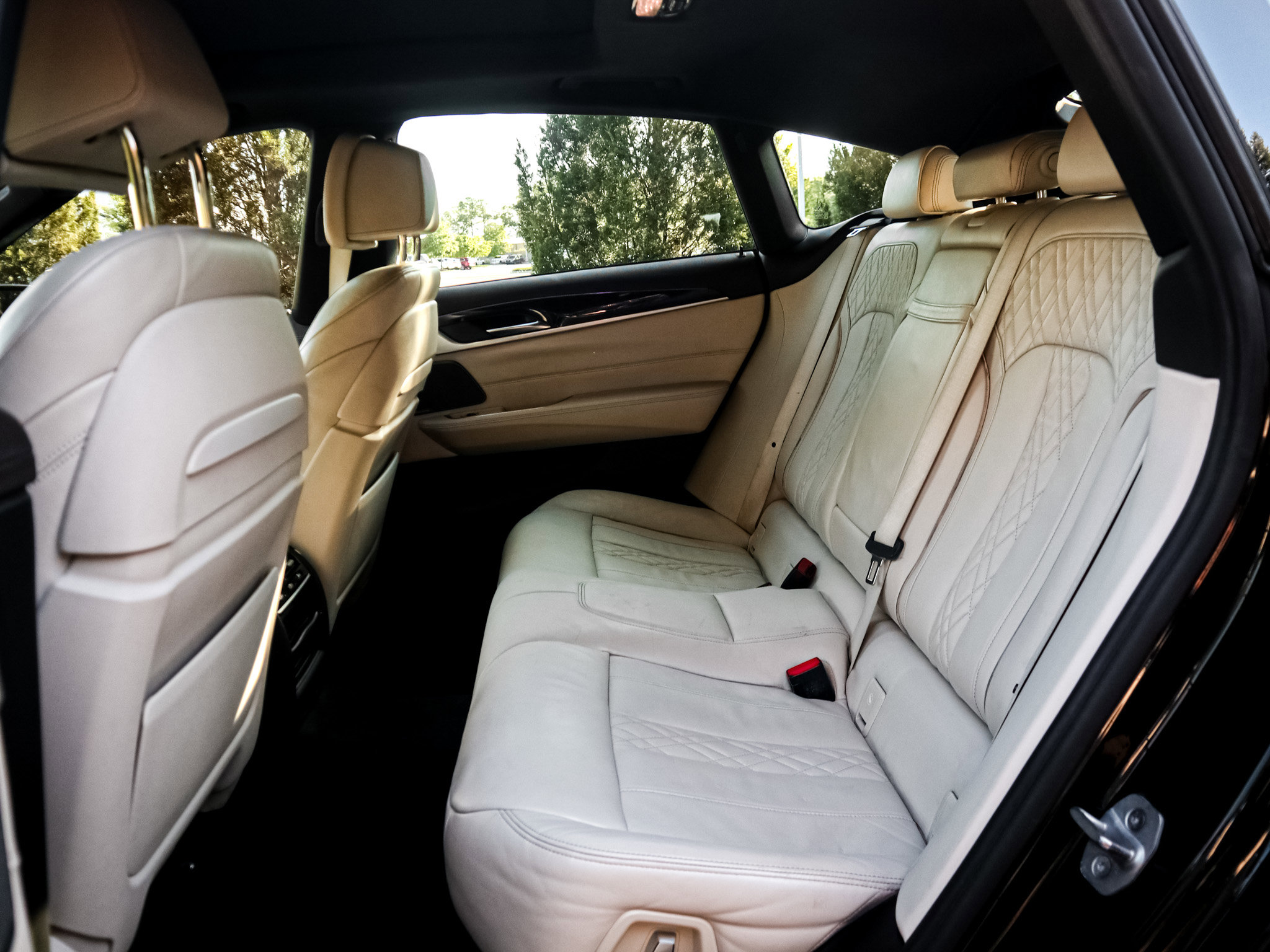 Used 2018 BMW 640i Gran Turismo xDrive image 8