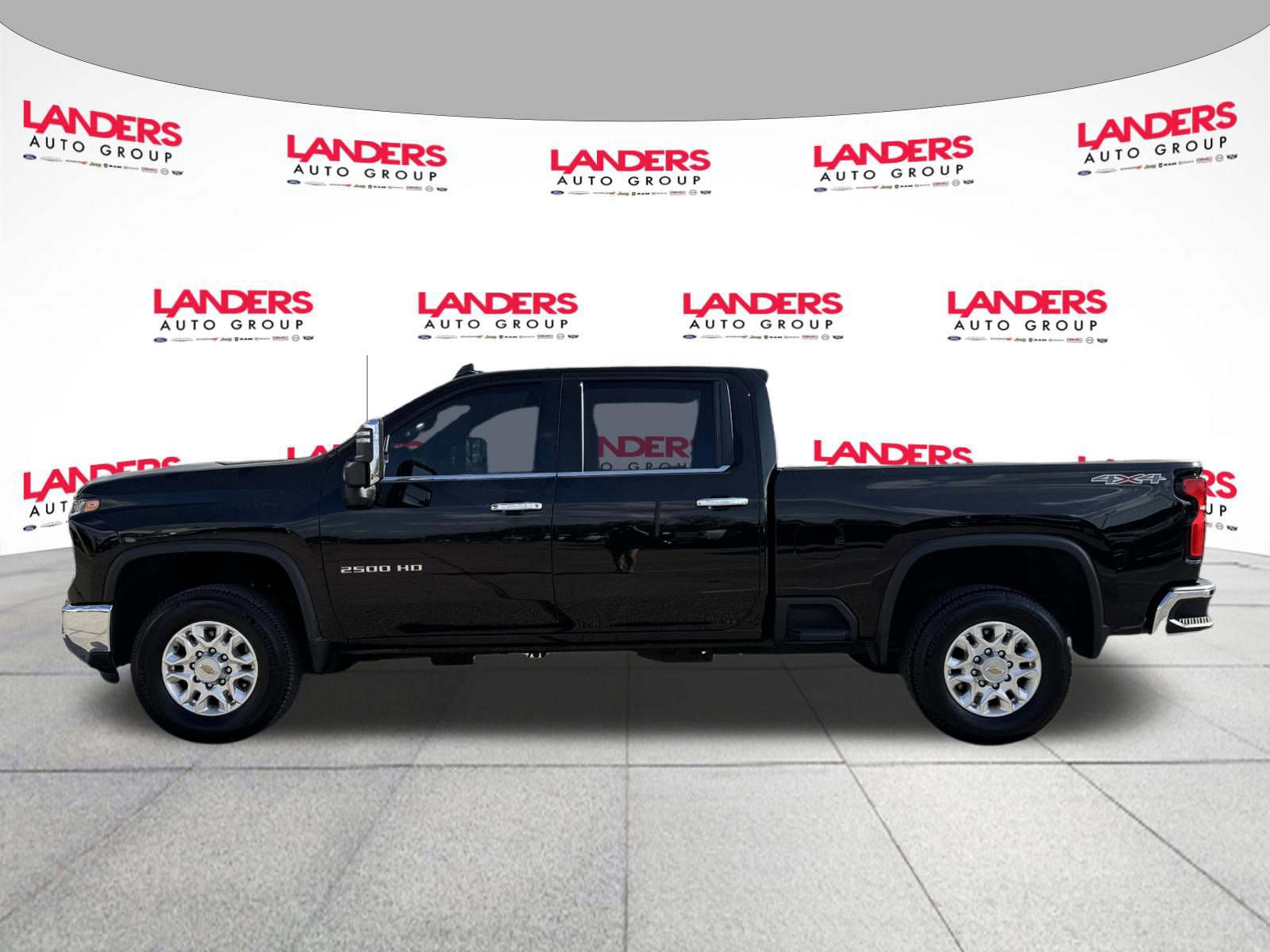Used 2025 Chevrolet Silverado 2500 LTZ image 6