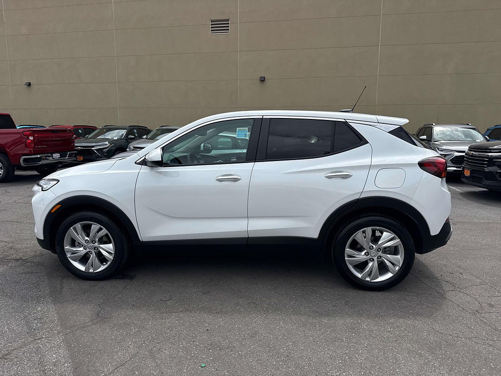 Used 2025 Buick Encore GX Preferred FWD image 5