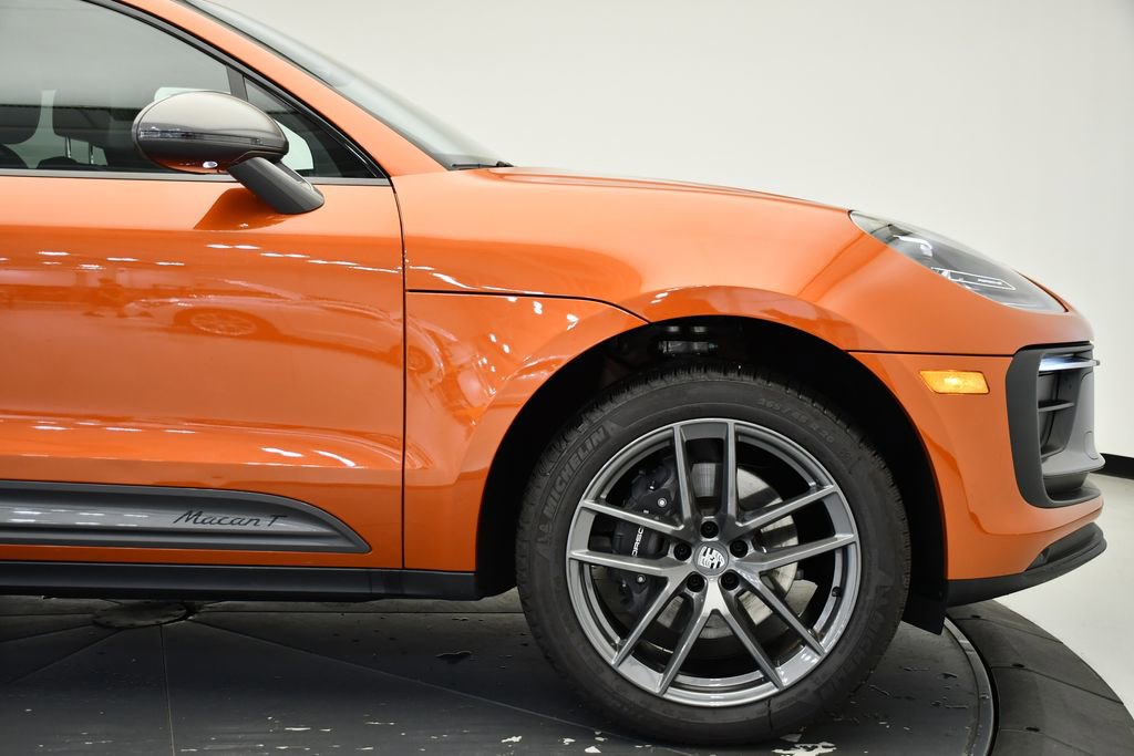 Used 2025 Porsche Macan Turbo image 14