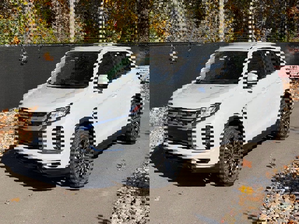 New 2025 Mitsubishi Outlander Sport ES image 1