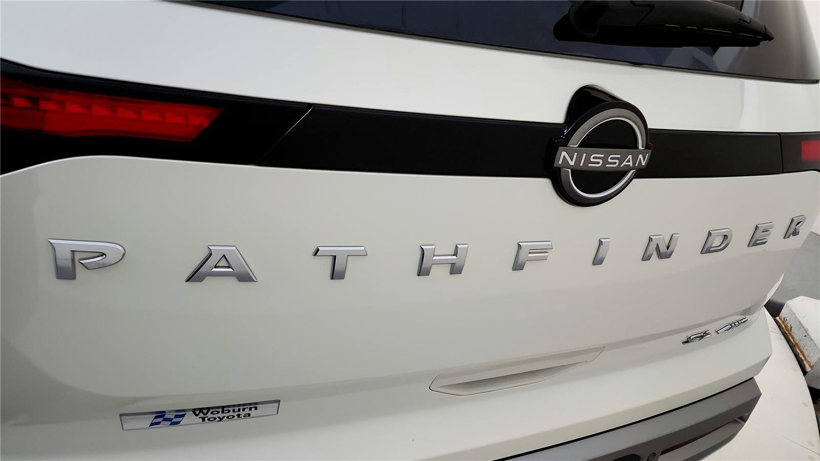 Used 2023 Nissan Pathfinder SL w/ SL Premium Package image 25