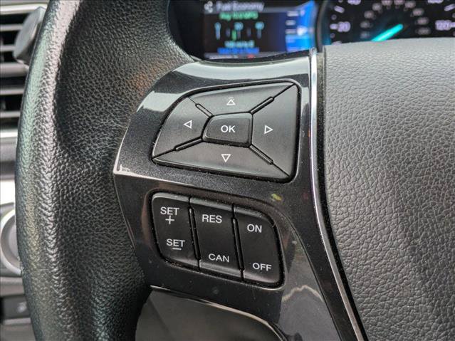 Used 2017 Ford Explorer Limited FWD image 4