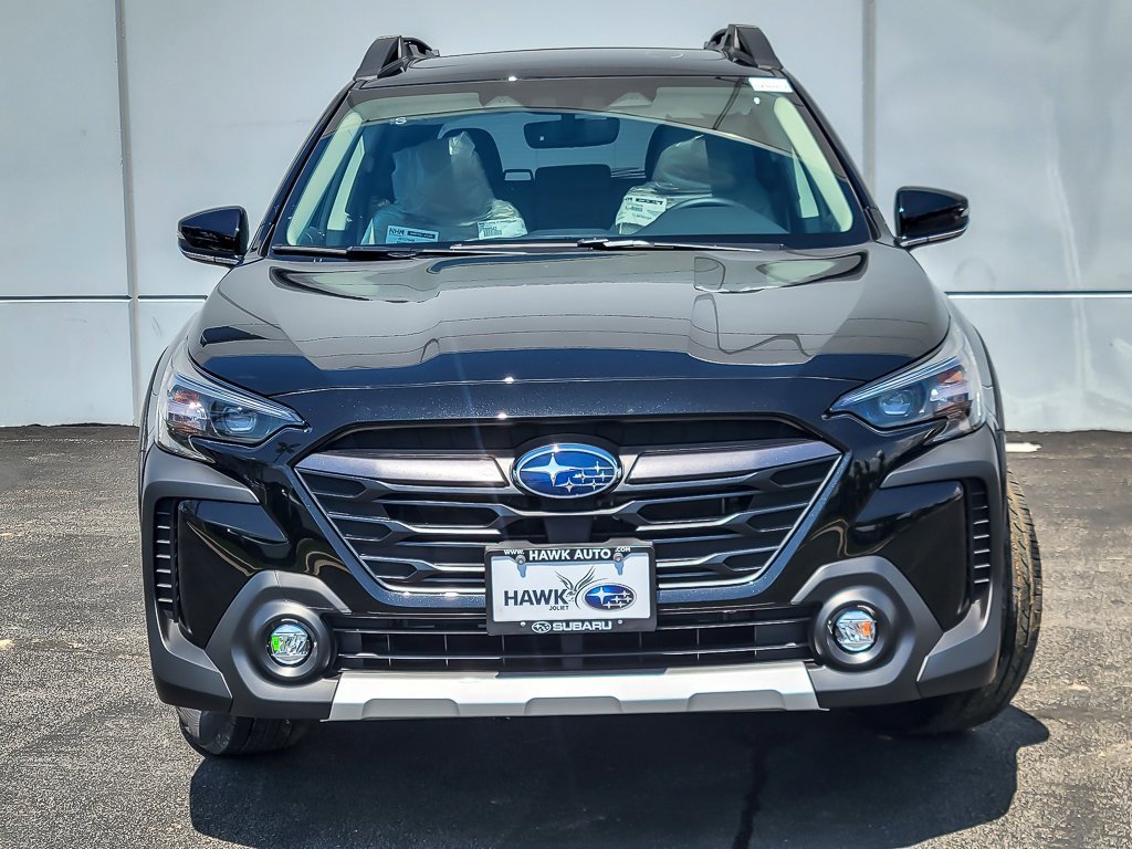 Used 2025 Subaru Outback Limited image 4