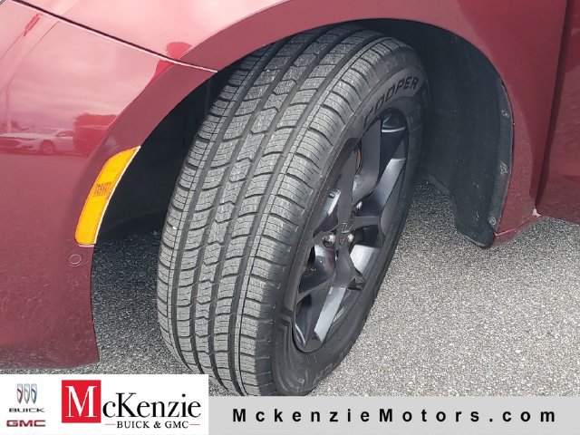 Used 2019 Chrysler Pacifica Touring-L Plus w/ Advanced Safetytec Group FWD image 35