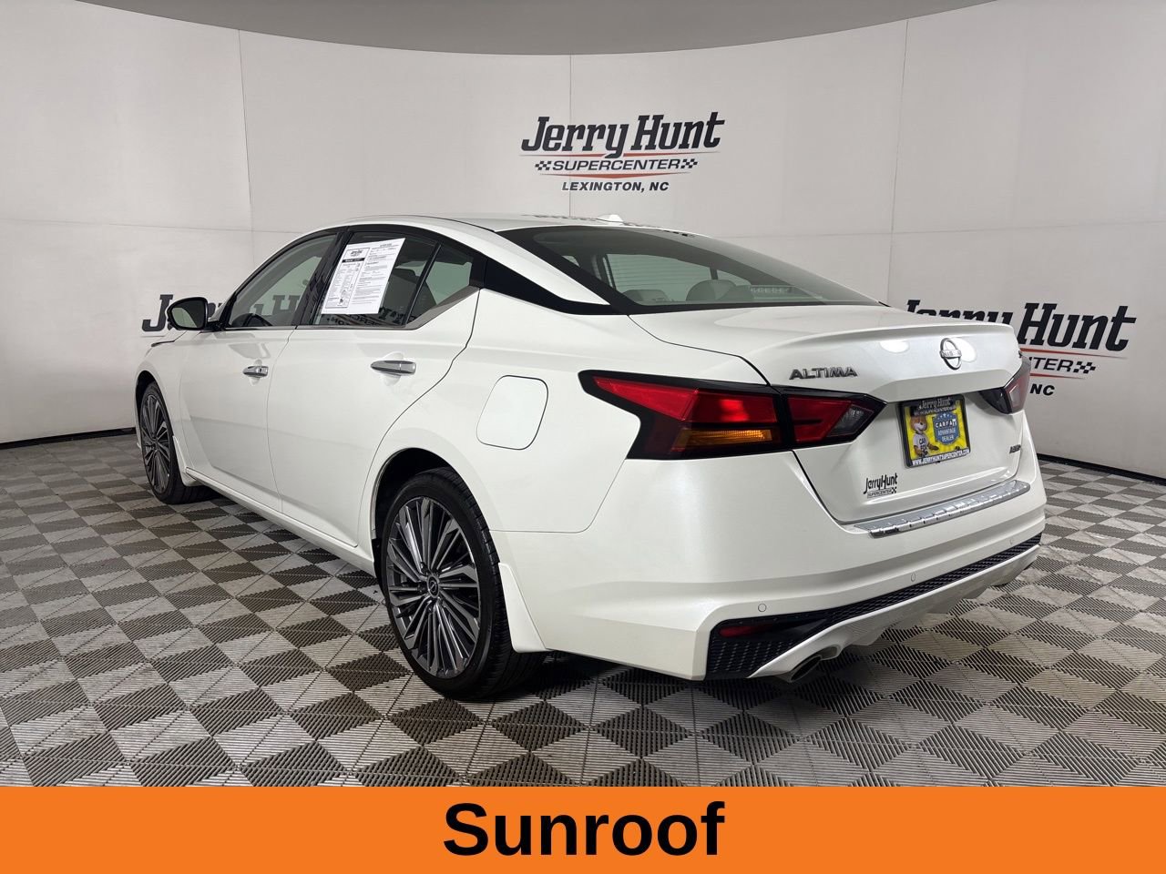 Used 2023 Nissan Altima 2.5 SL image 7