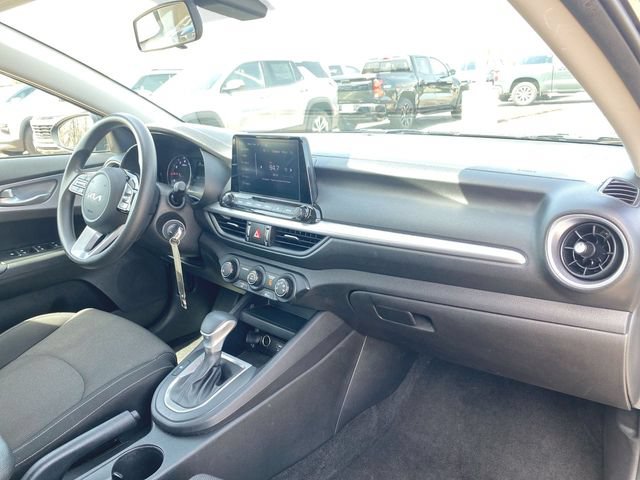 Used 2023 Kia Forte LXS FWD image 25