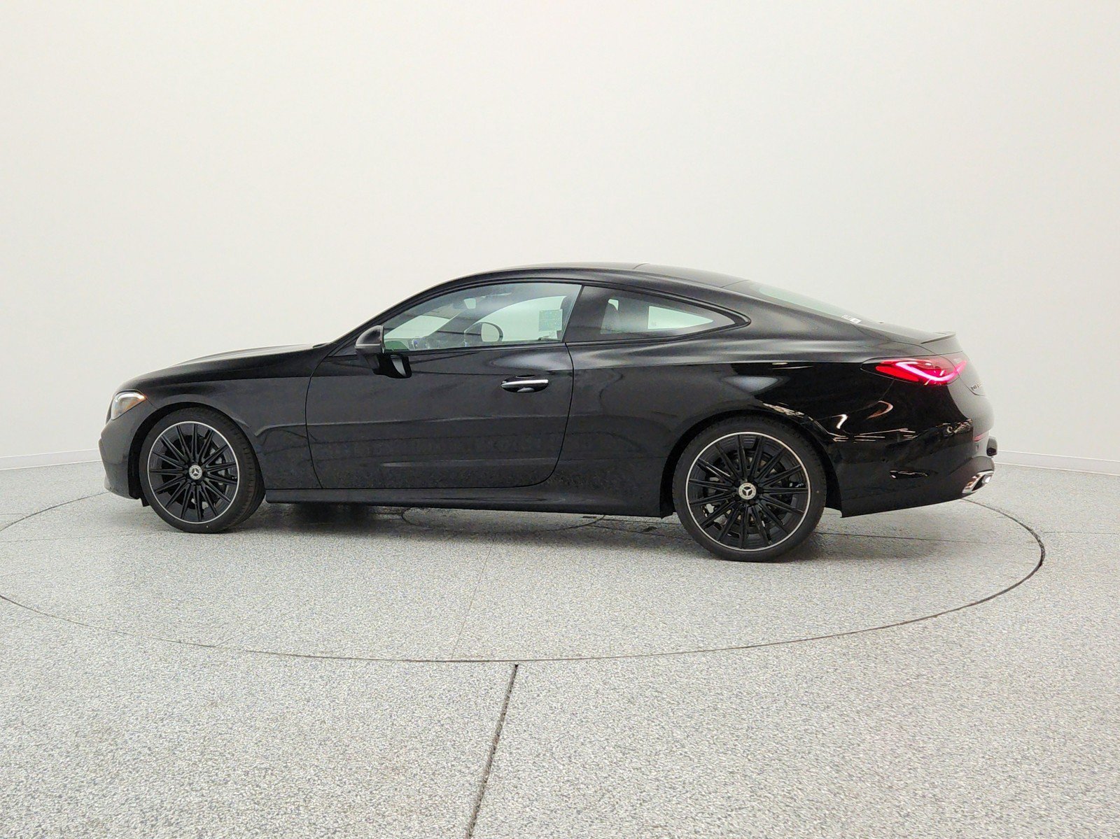 New 2026 Mercedes-Benz CLE 300 4MATIC Coupe image 8