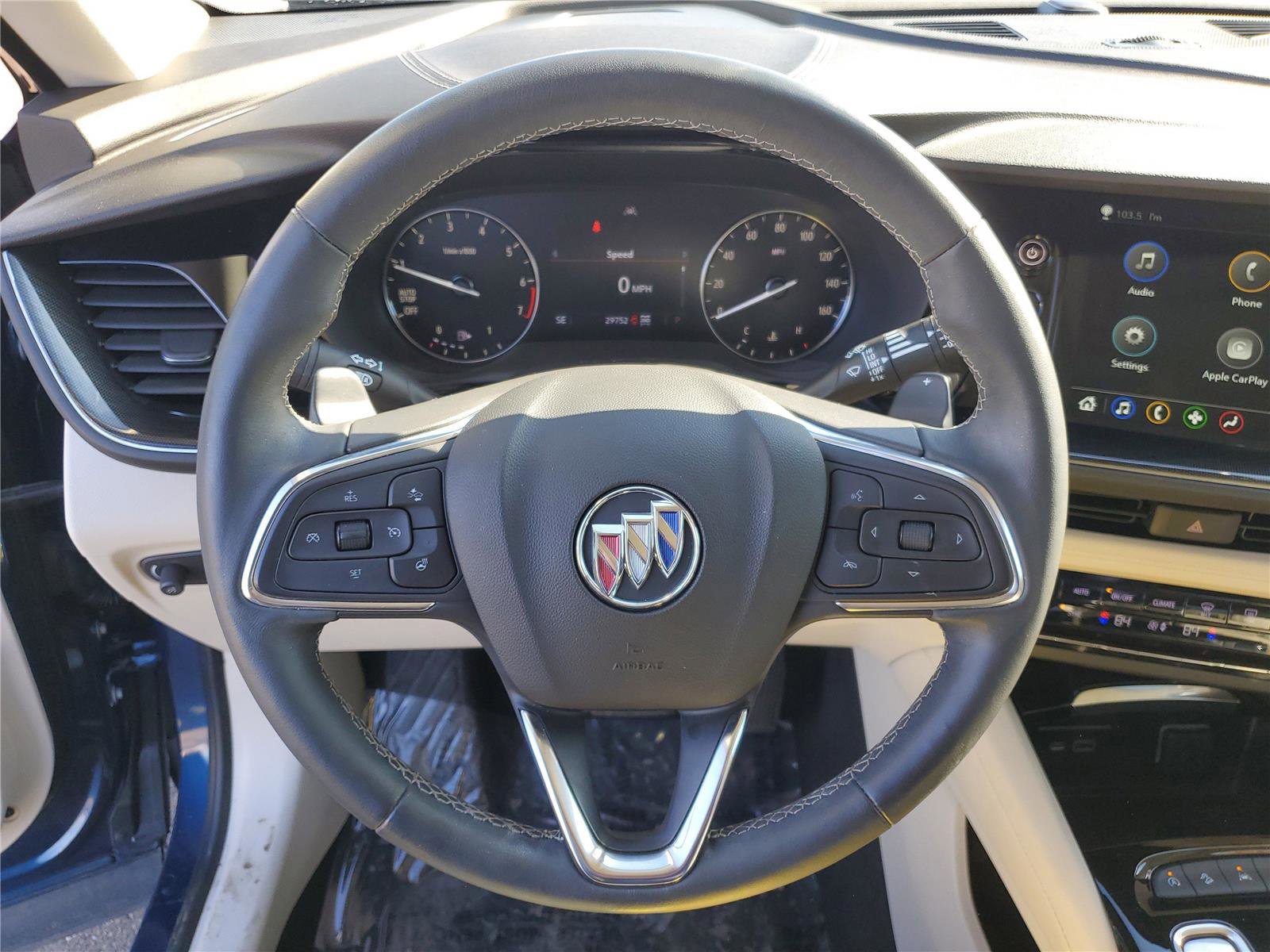 Used 2023 Buick Envision Preferred image 21