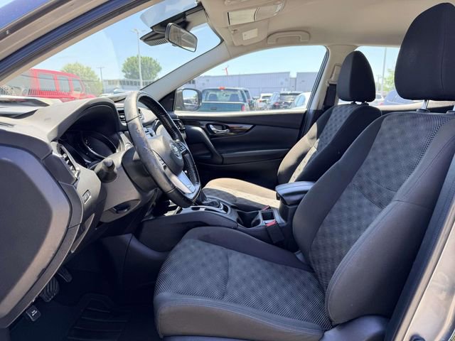 Used 2022 Nissan Rogue Sport SV FWD image 16