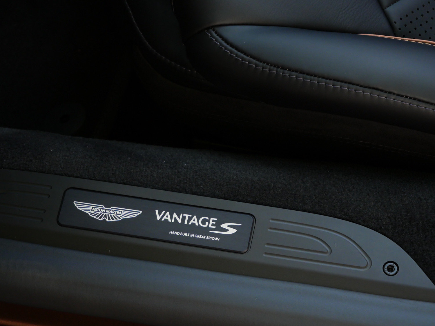New 2026 Aston Martin V8 Vantage S RWD image 22