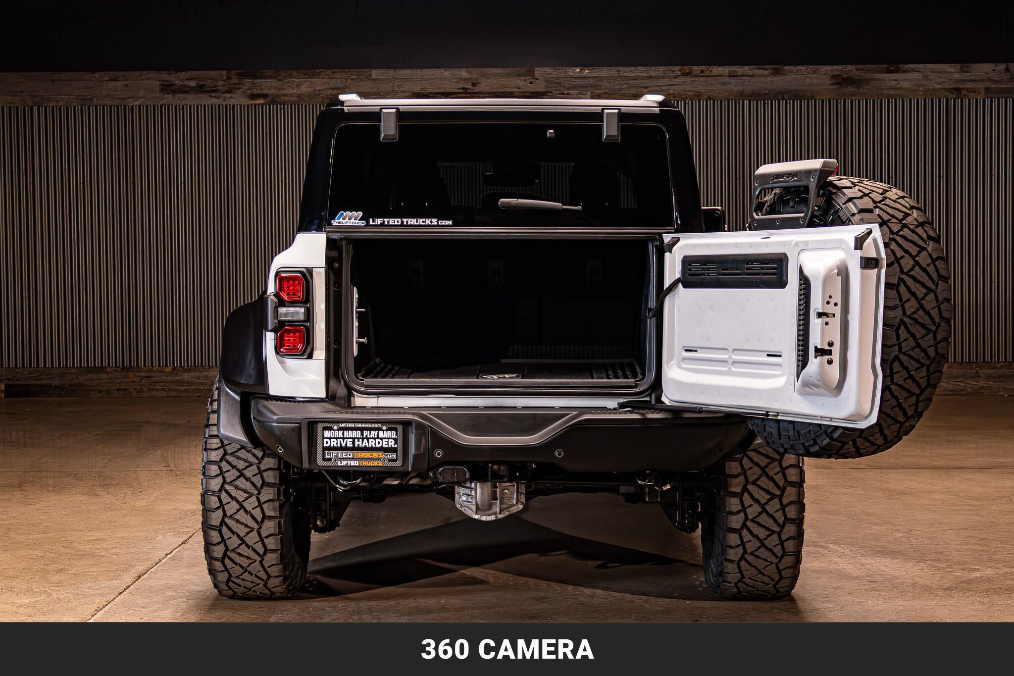 Used 2024 Ford Bronco Raptor w/ Interior Carbon Fiber Pack 6 AWD/4WD image 8