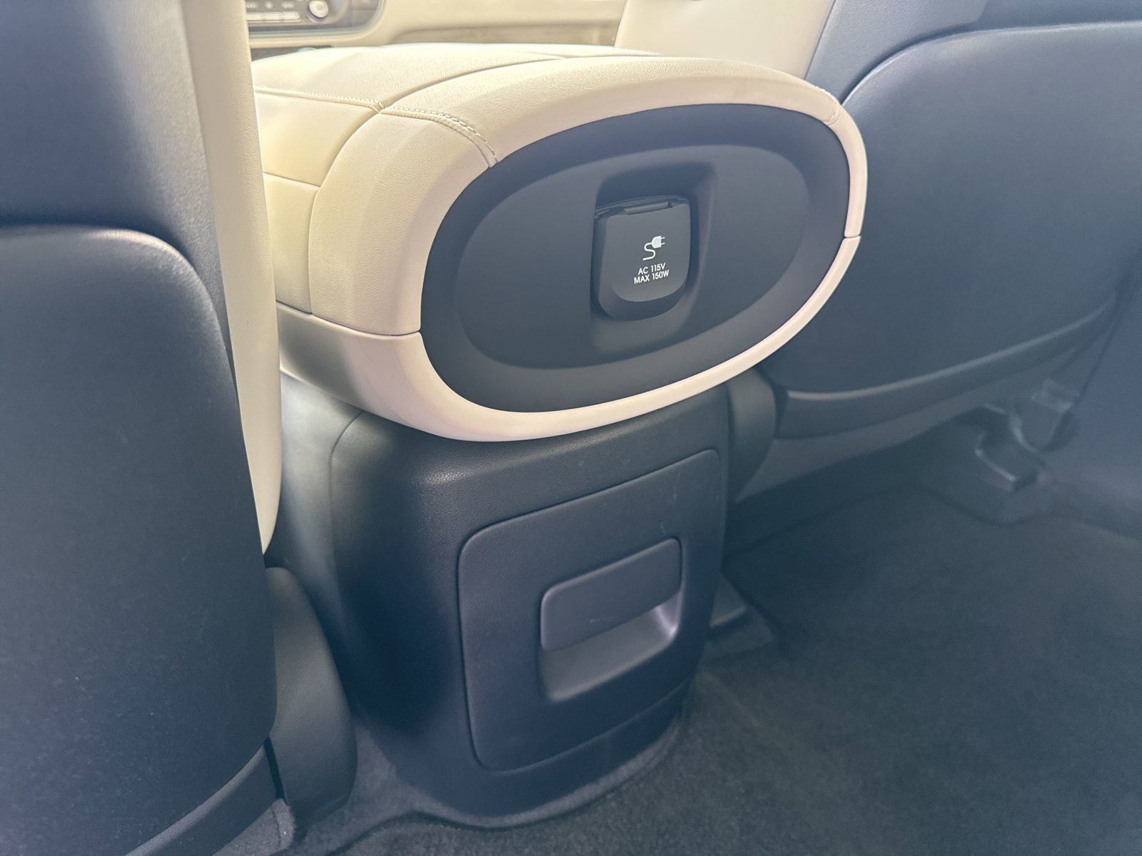 Used 2026 Hyundai Palisade Calligraphy image 18