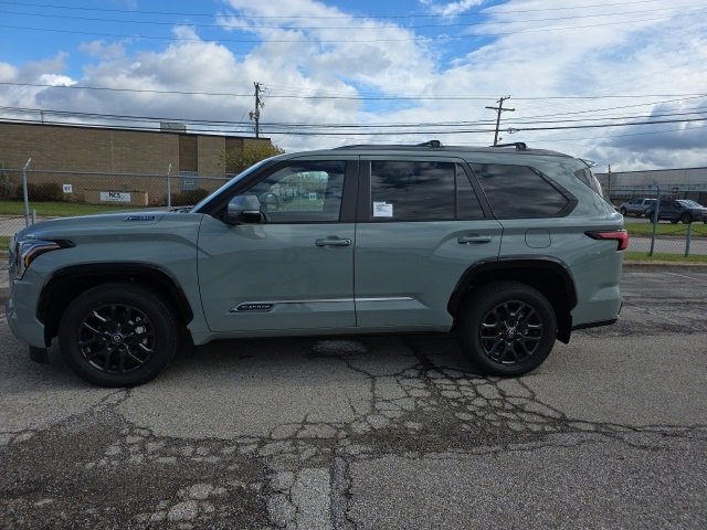 New 2026 Toyota Sequoia Platinum image 4