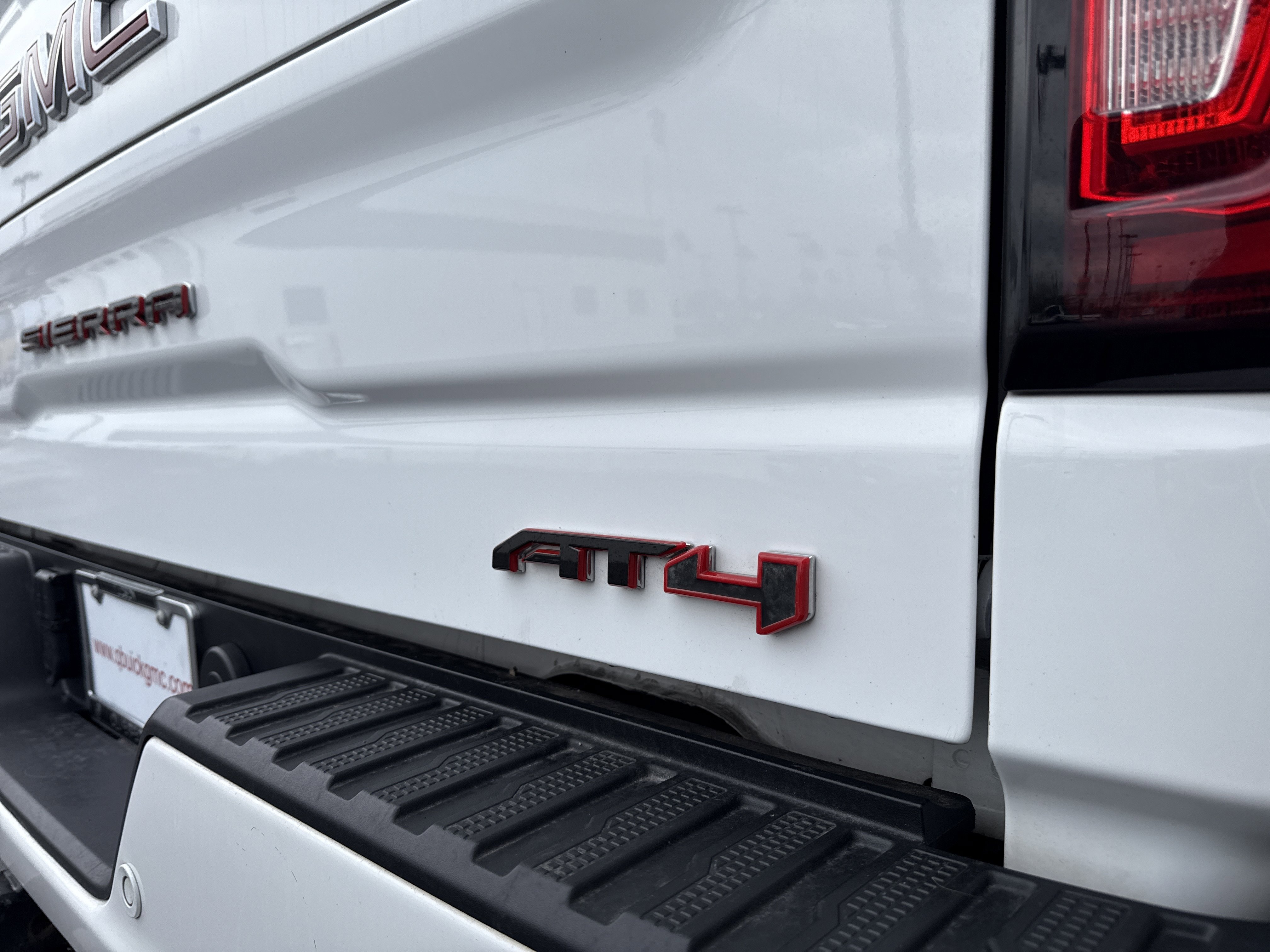 Used 2021 GMC Sierra 1500 AT4 w/ AT4 Value Package image 16