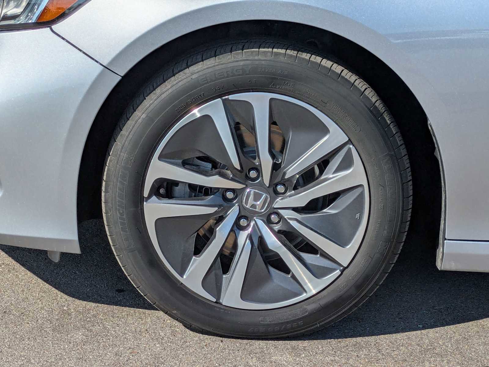 Used 2021 Honda Accord EX image 13